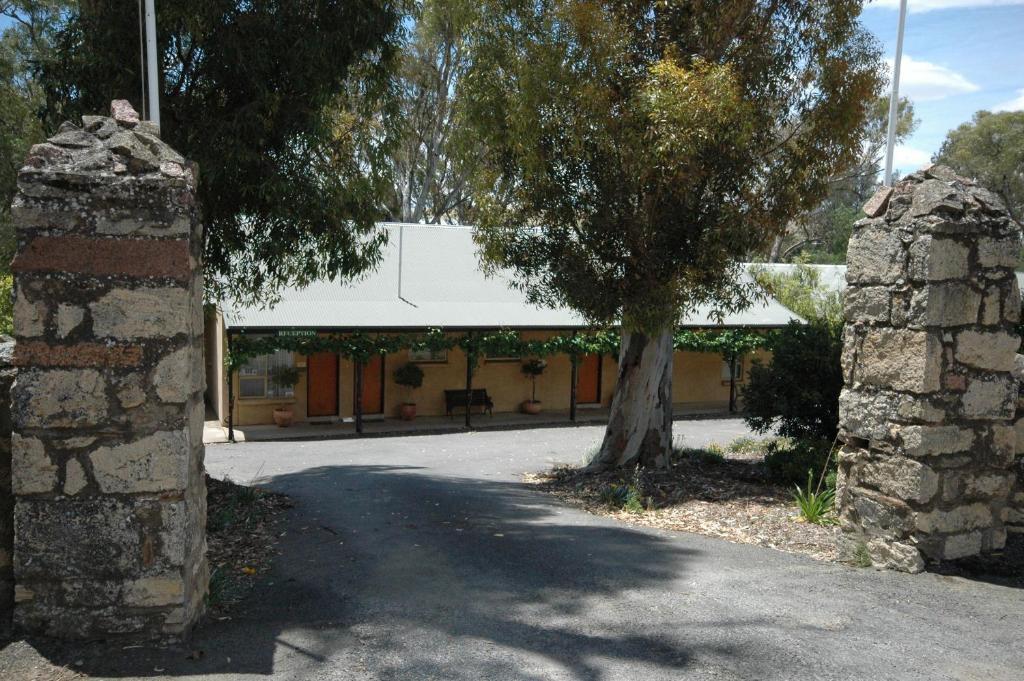 Burra Motor Inn Buitenkant foto